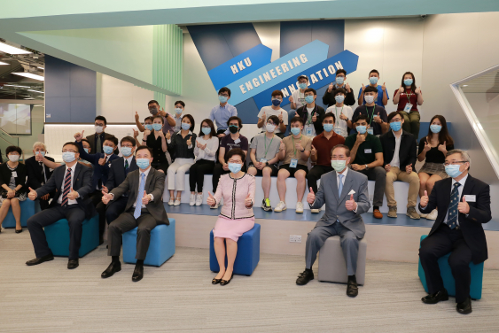 The Chief Executive meets staff and students at Tam Wing Fan Innovation Wing
